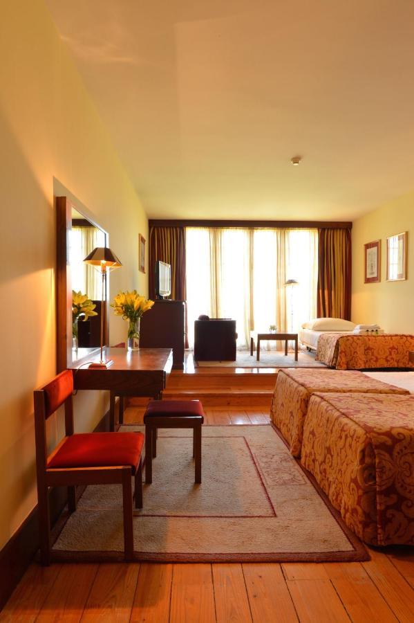 Pousada Mosteiro De Guimarães Zewnętrze zdjęcie A room at the hotel