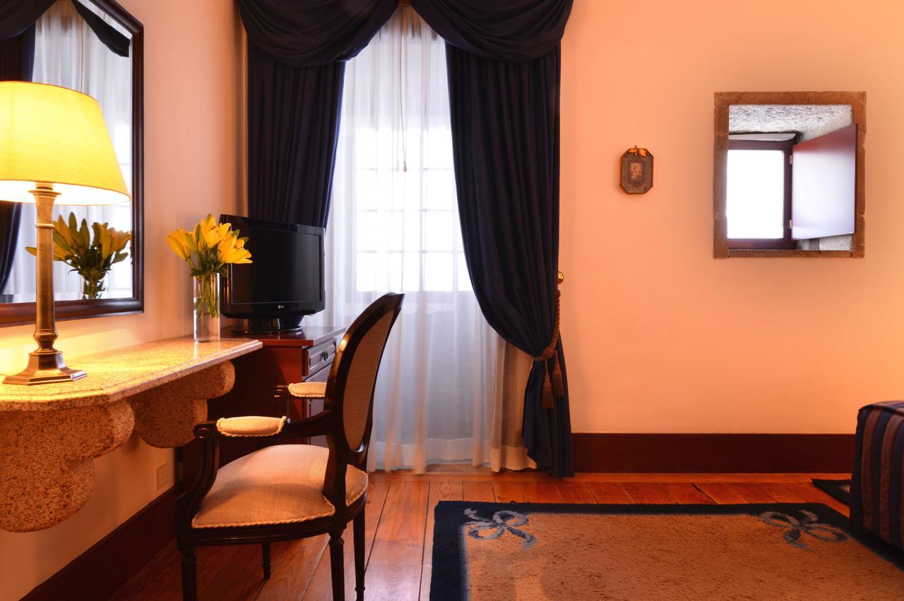 Pousada Mosteiro De Guimarães Pokój zdjęcie A room at the hotel